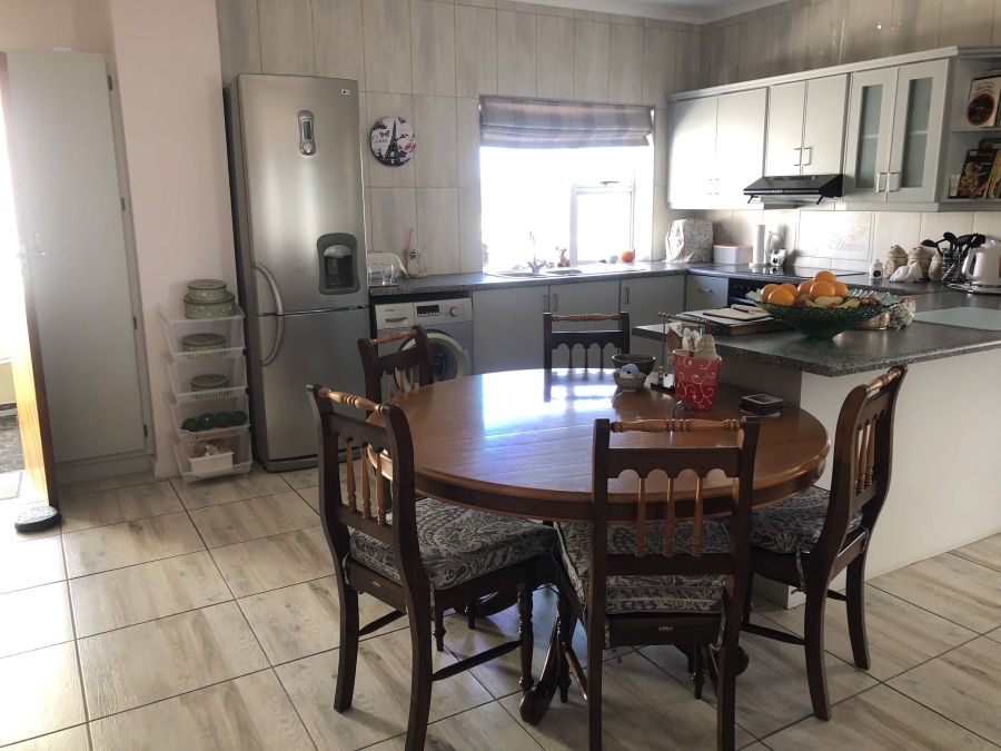 3 Bedroom Property for Sale in Strand North Western Cape